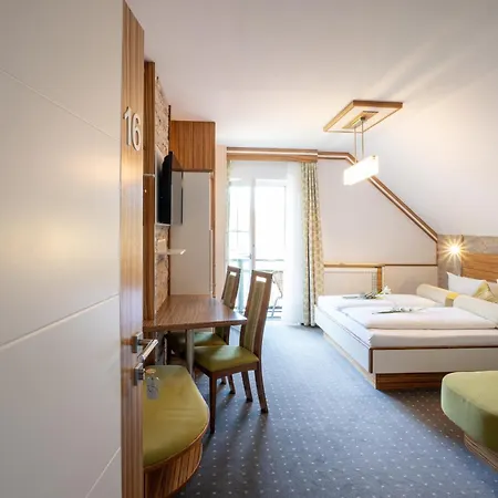 Hotel Garni Thermengluck