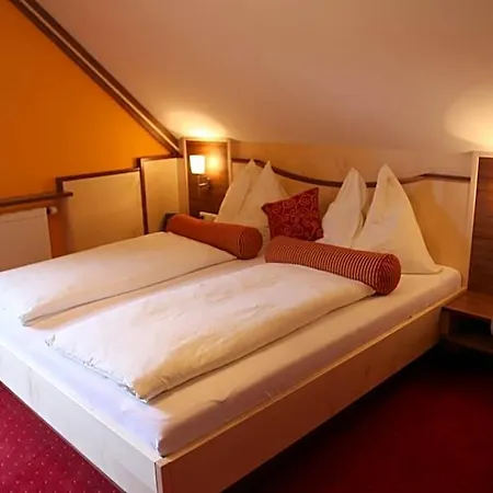 Garni Thermenglueck Hotel 4*
