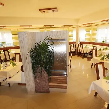 Garni Thermenglueck Отель 4*