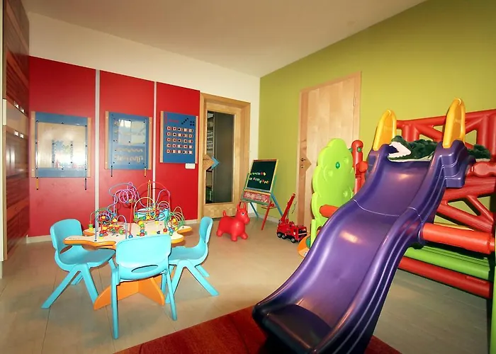 Hotel Garni Thermenglueck 4*